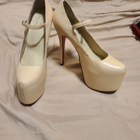 Tan Christian Louboutin Heels - Picture 2 of 3